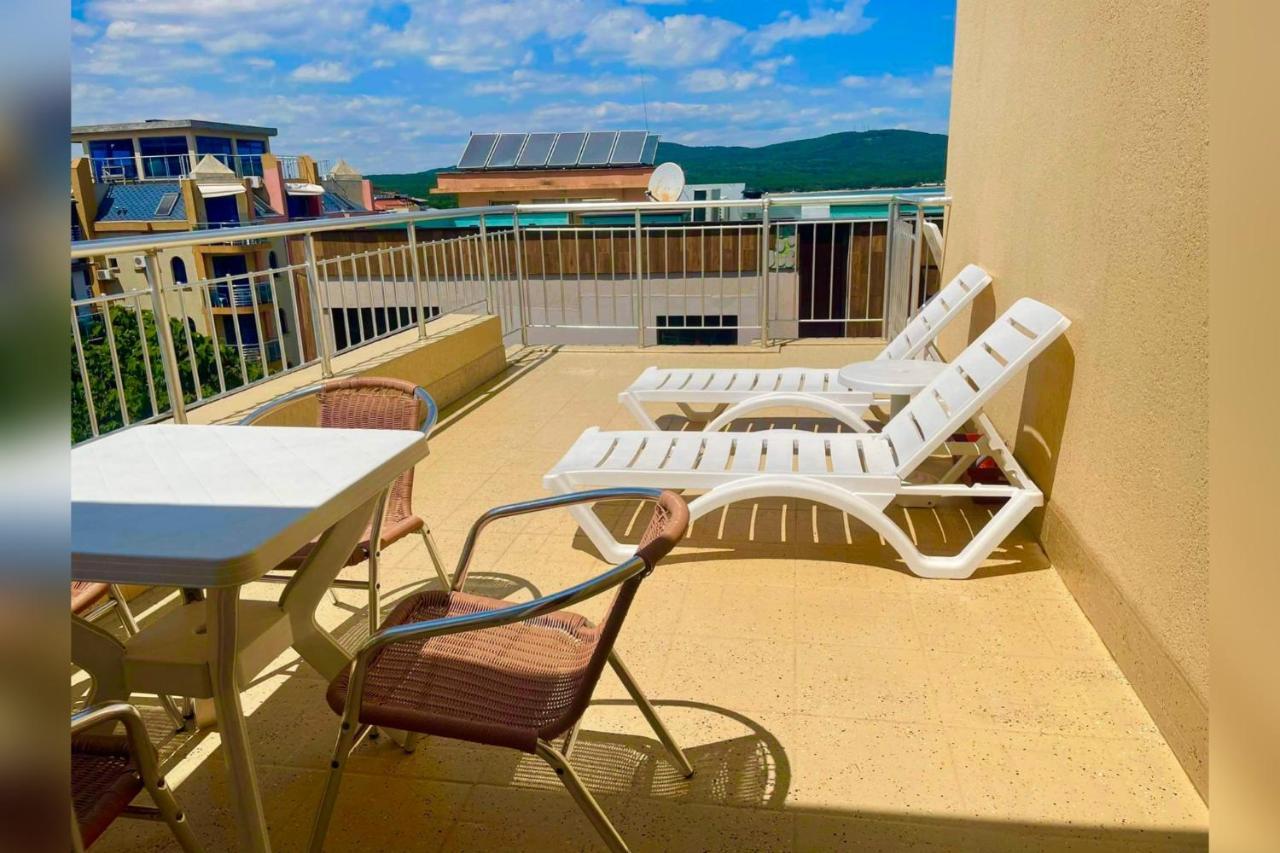 Sunset View Przy Samym Morzu Plazy Apartment Primorsko Ngoại thất bức ảnh